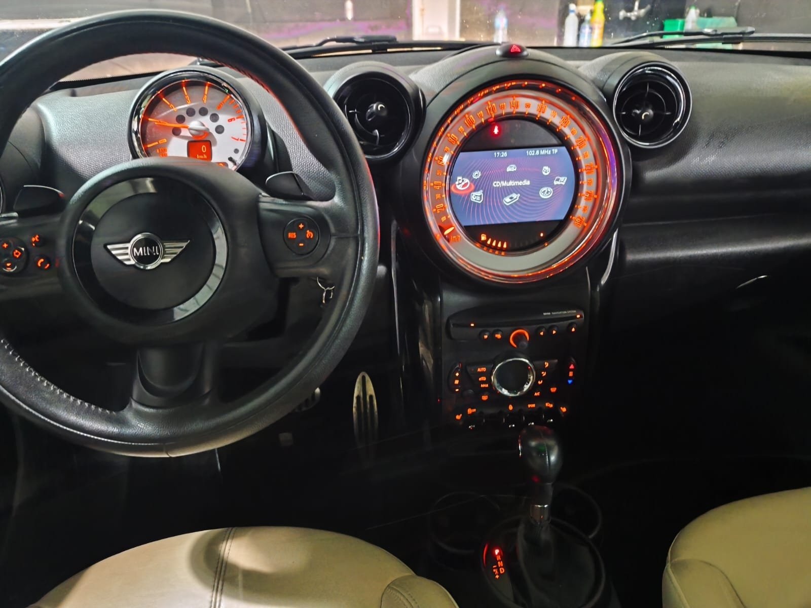 MINI COUNTRYMAN