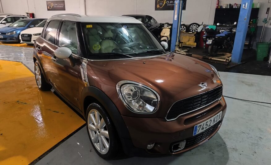 MINI COUNTRYMAN