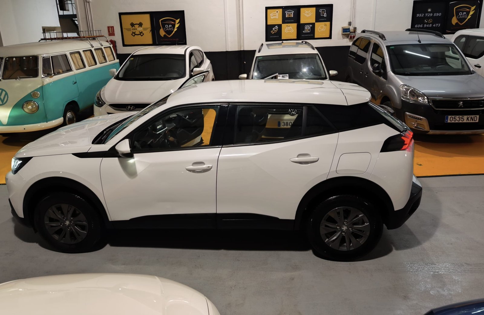PEUGEOT 2008