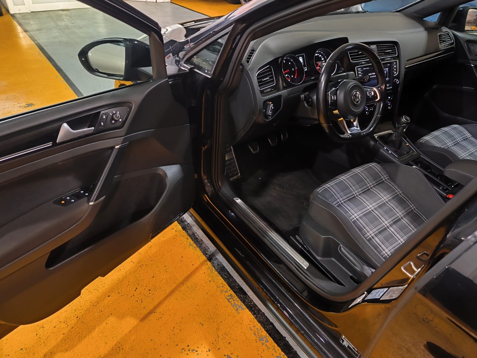 VW GOLF GTD