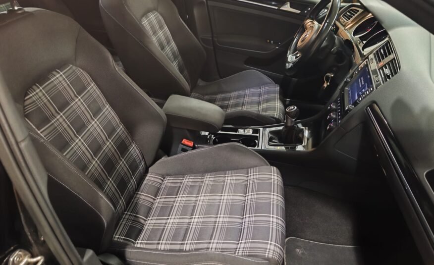 VW GOLF  GTD