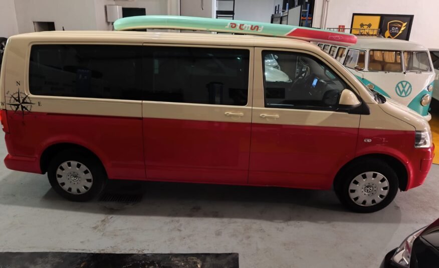 VW CARAVELLE 150 CV AUTO.