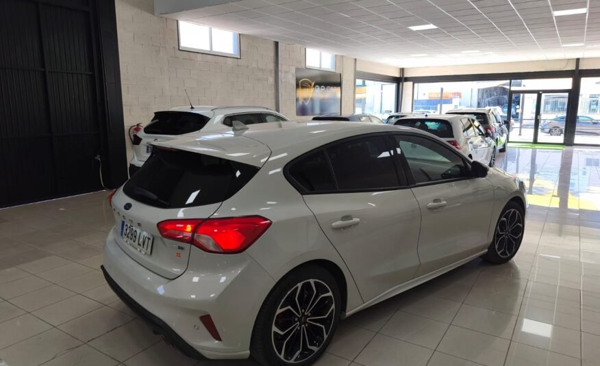 FORD FOCUS ST LINE