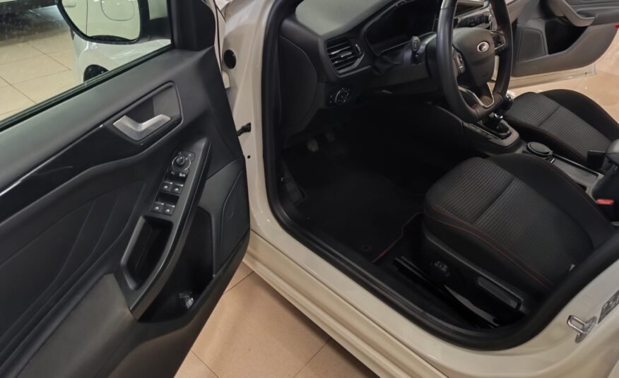 FORD FOCUS ST LINE
