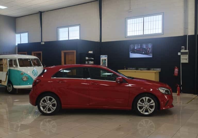 MERCEDES-BENZ Clase A A 200 D