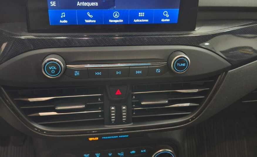 FORD FOCUS ST LINE