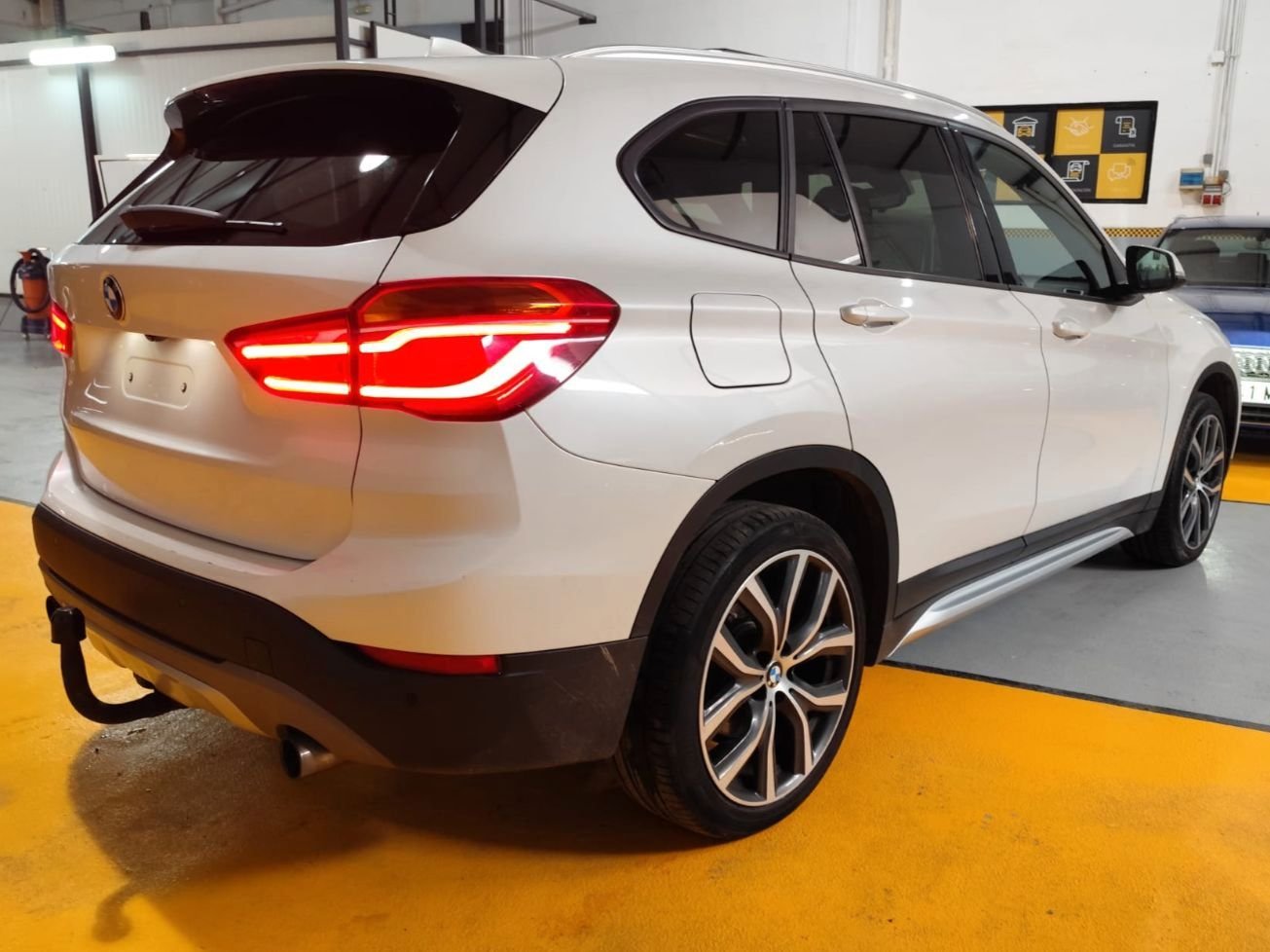 BMW X1 XDRIVE 20 225 CV AUTO.
