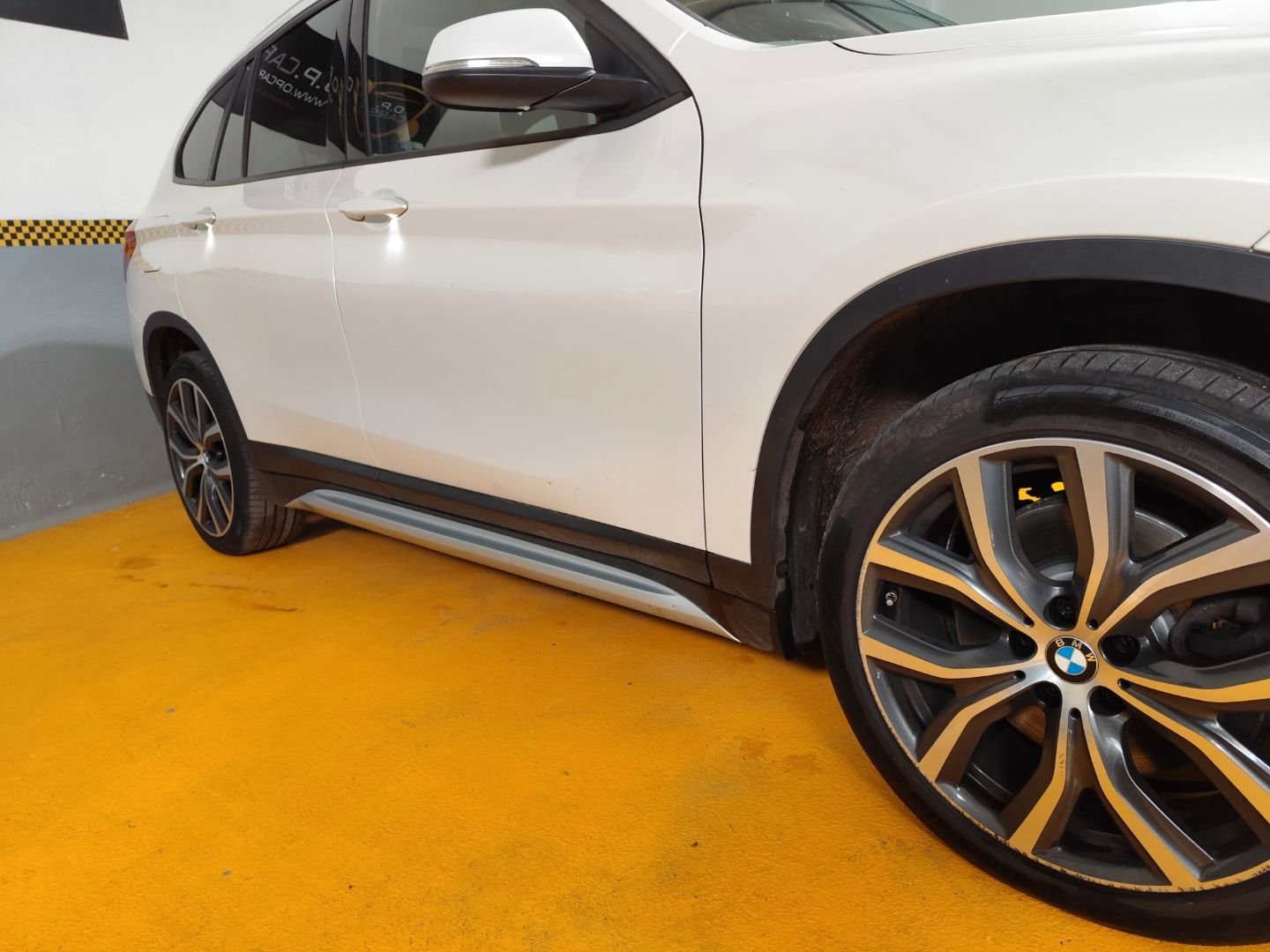 BMW X1 XDRIVE 20 225 CV AUTO.