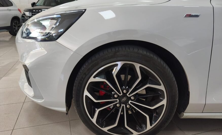 FORD FOCUS ST LINE