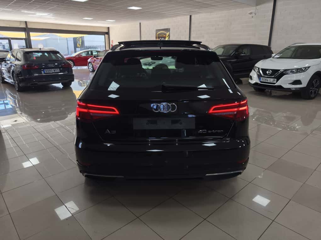 AUDI A3 Sportback 40 etron 150kW S tronic SLINE