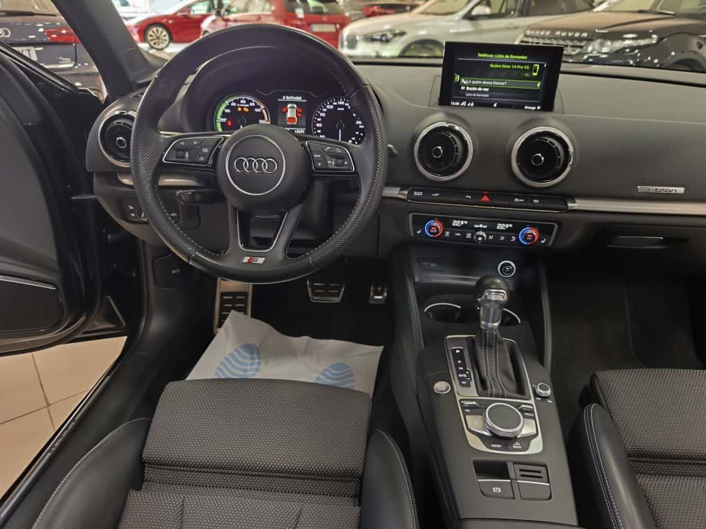 AUDI A3 Sportback 40 etron 150kW S tronic SLINE